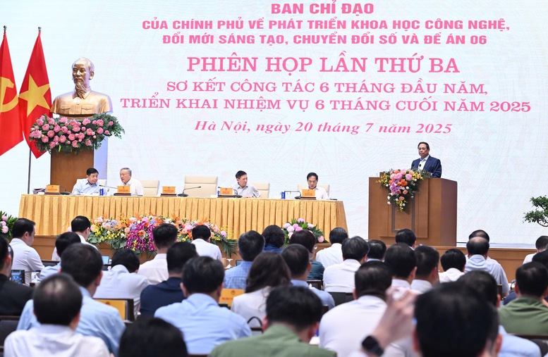 Thủ tướng: Đãi ngộ đặc biệt để thu hút tổng công trình sư, nhân tài khoa học công nghệ- Ảnh 8.