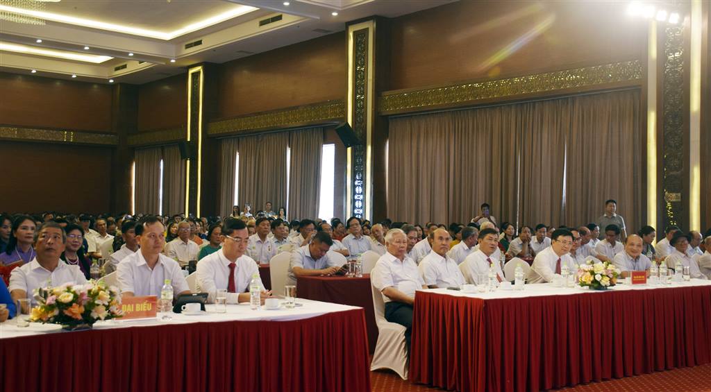 64 giáo viên tỉnh Nghệ An được trao tặng Danh hiệu Nhà giáo Ưu tú lần thứ 16