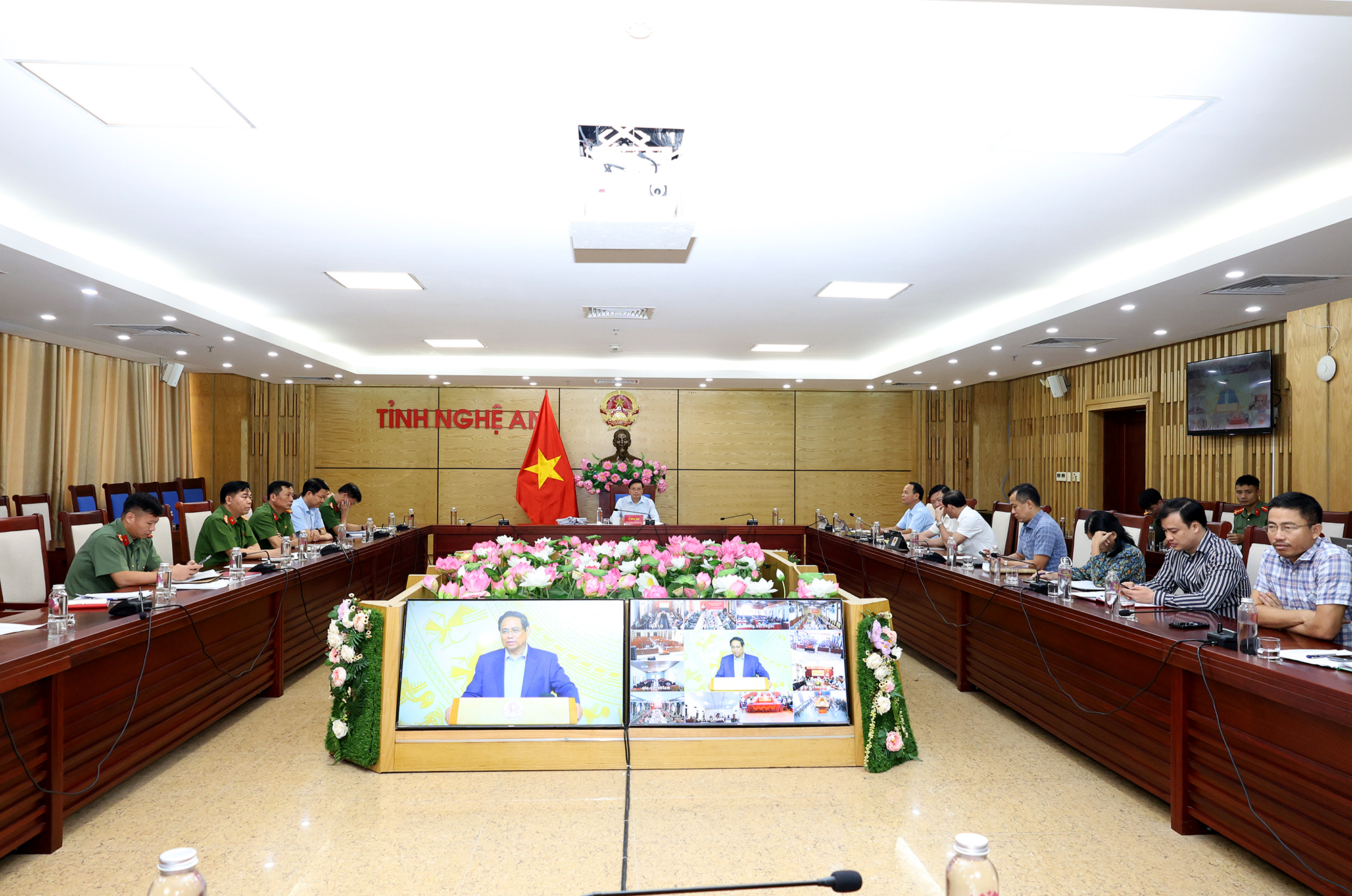 Quang cảnh hội nghị điểm cầu tỉnh Nghệ An