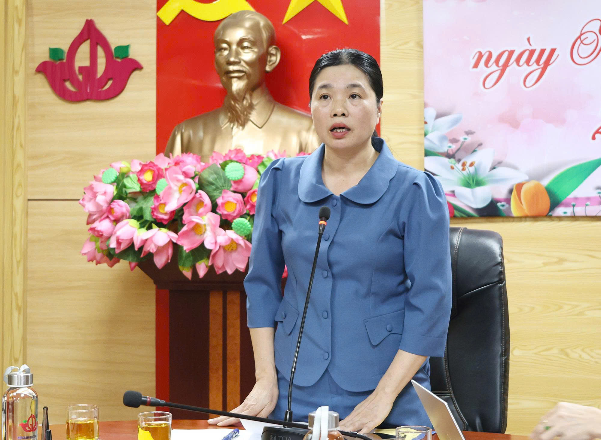 Anh-tin-bai