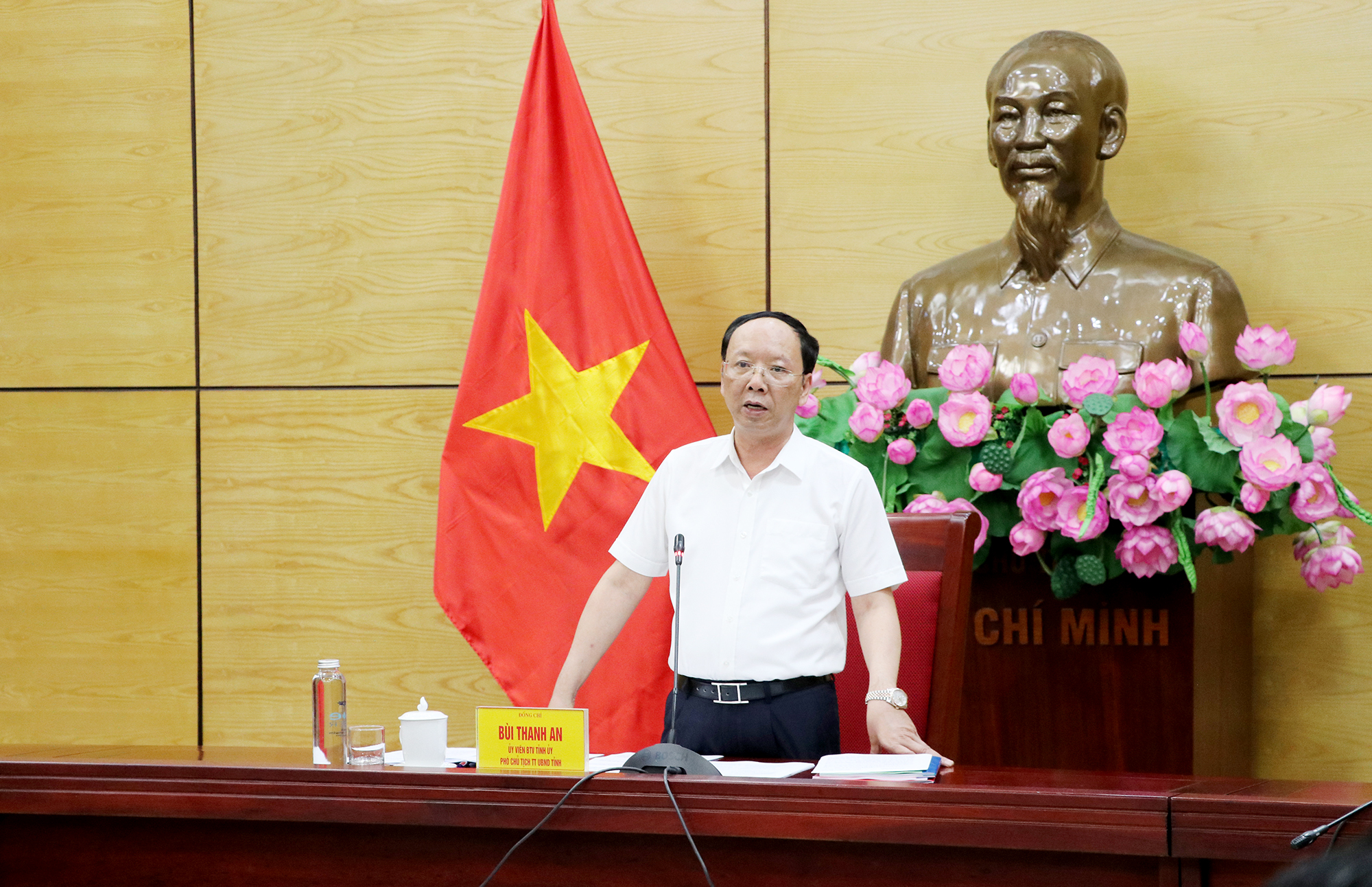 Anh-tin-bai