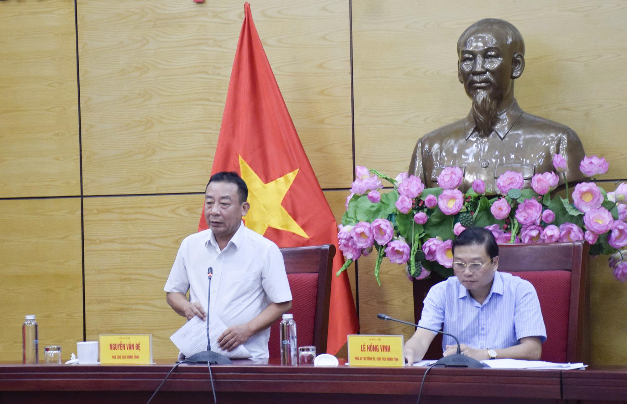 Anh-tin-bai