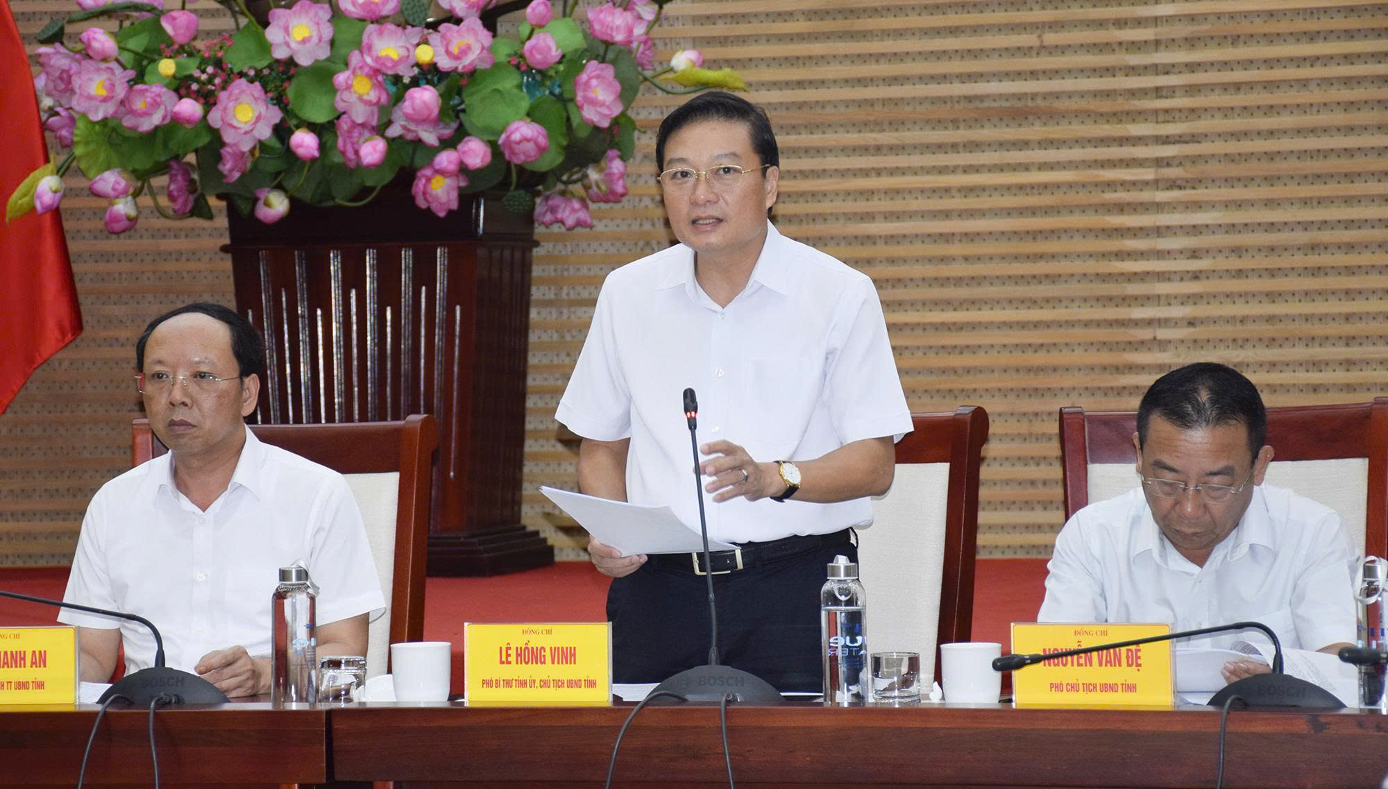 Anh-tin-bai