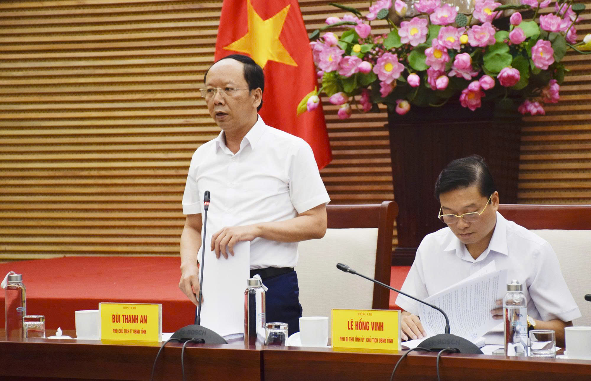 Anh-tin-bai