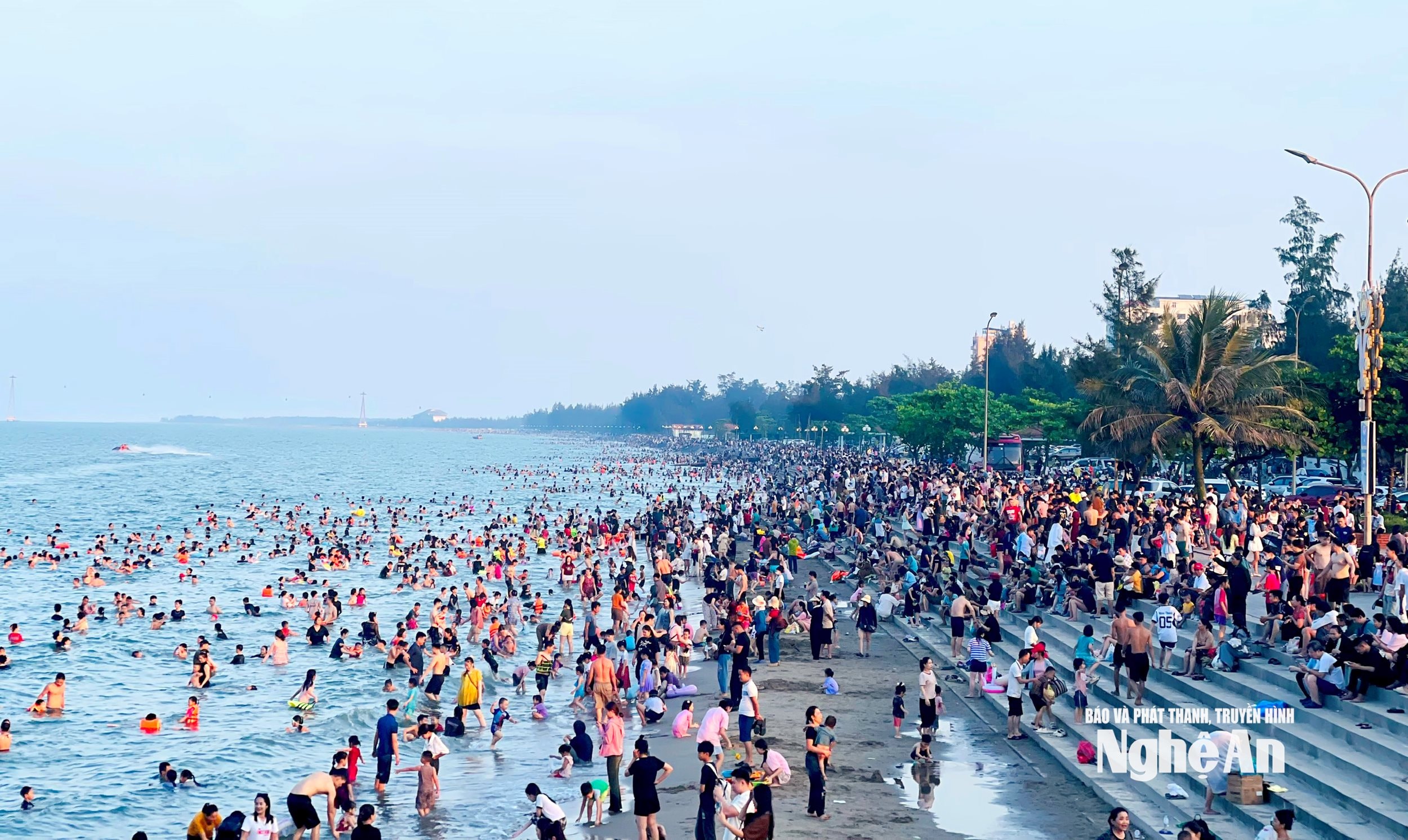 Anh-tin-bai