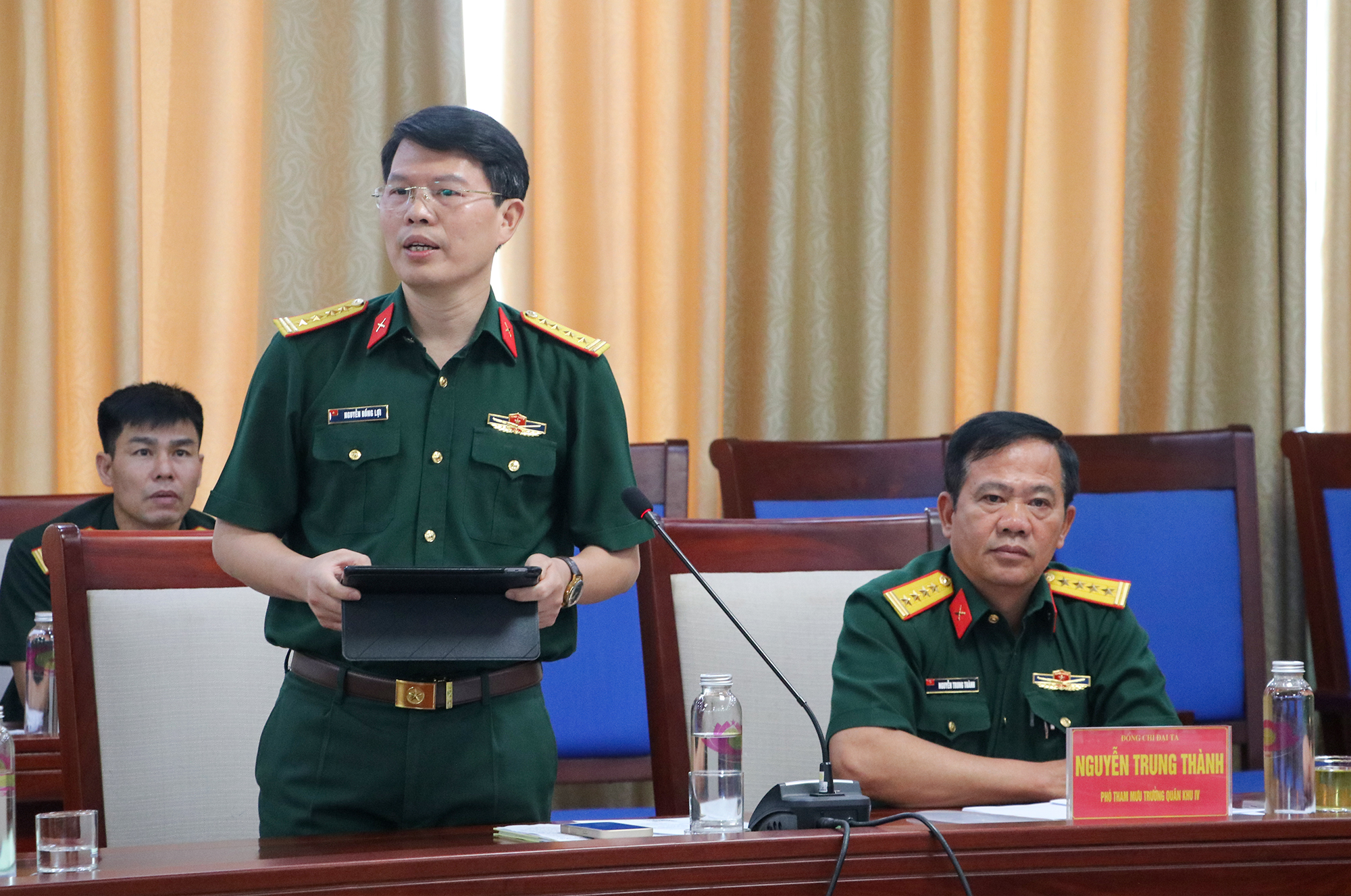 Anh-tin-bai