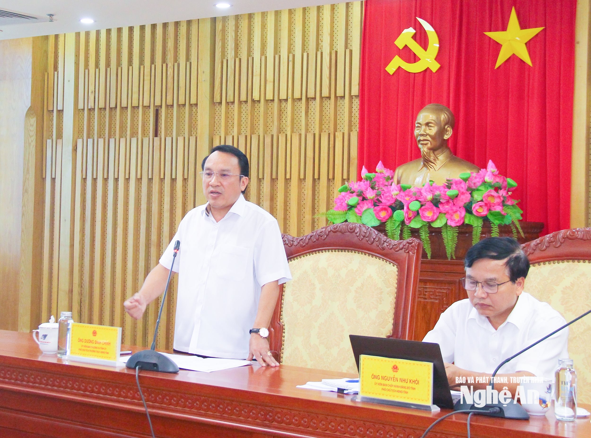 Anh-tin-bai