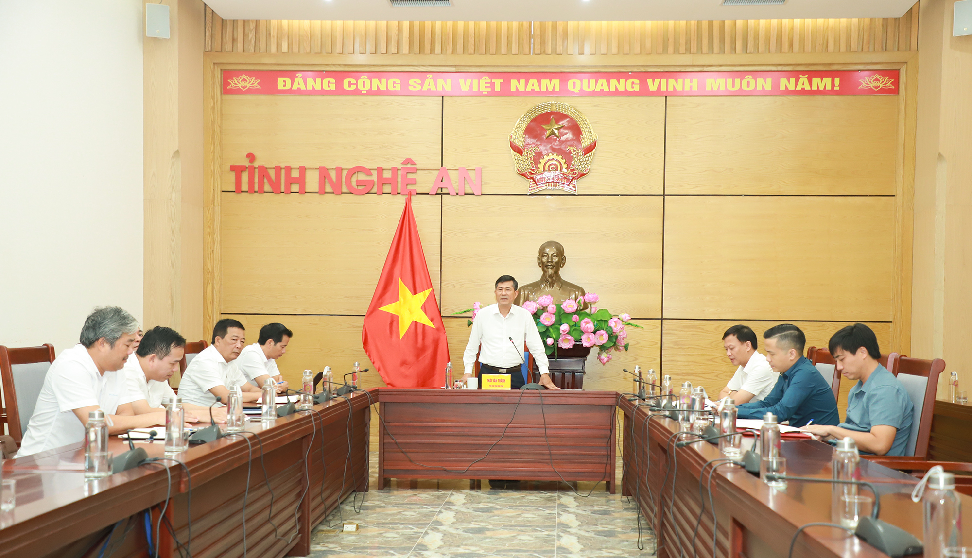 Anh-tin-bai