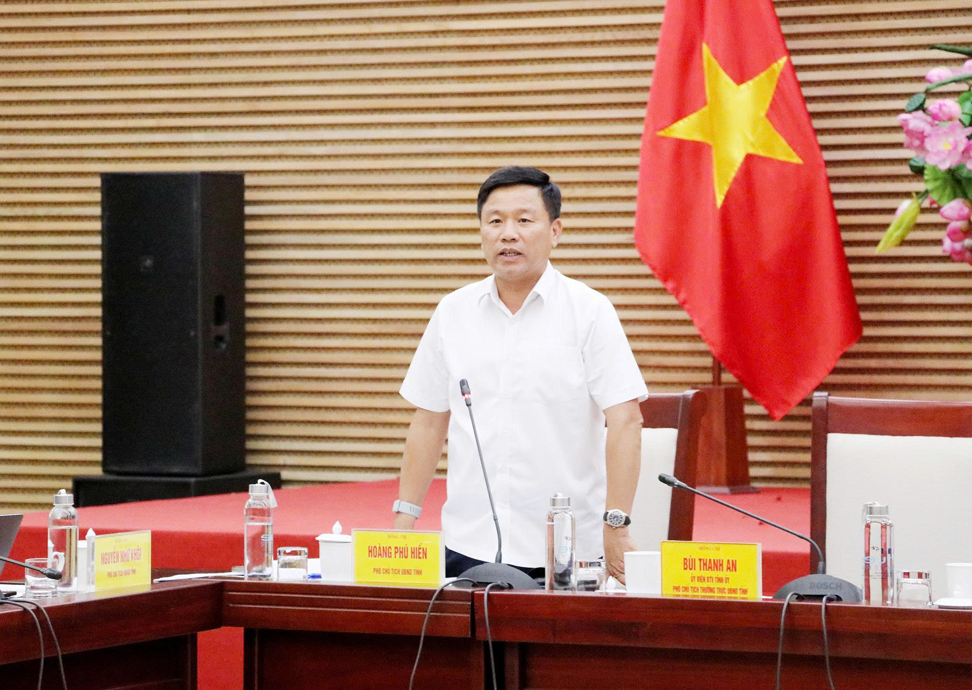 Anh-tin-bai
