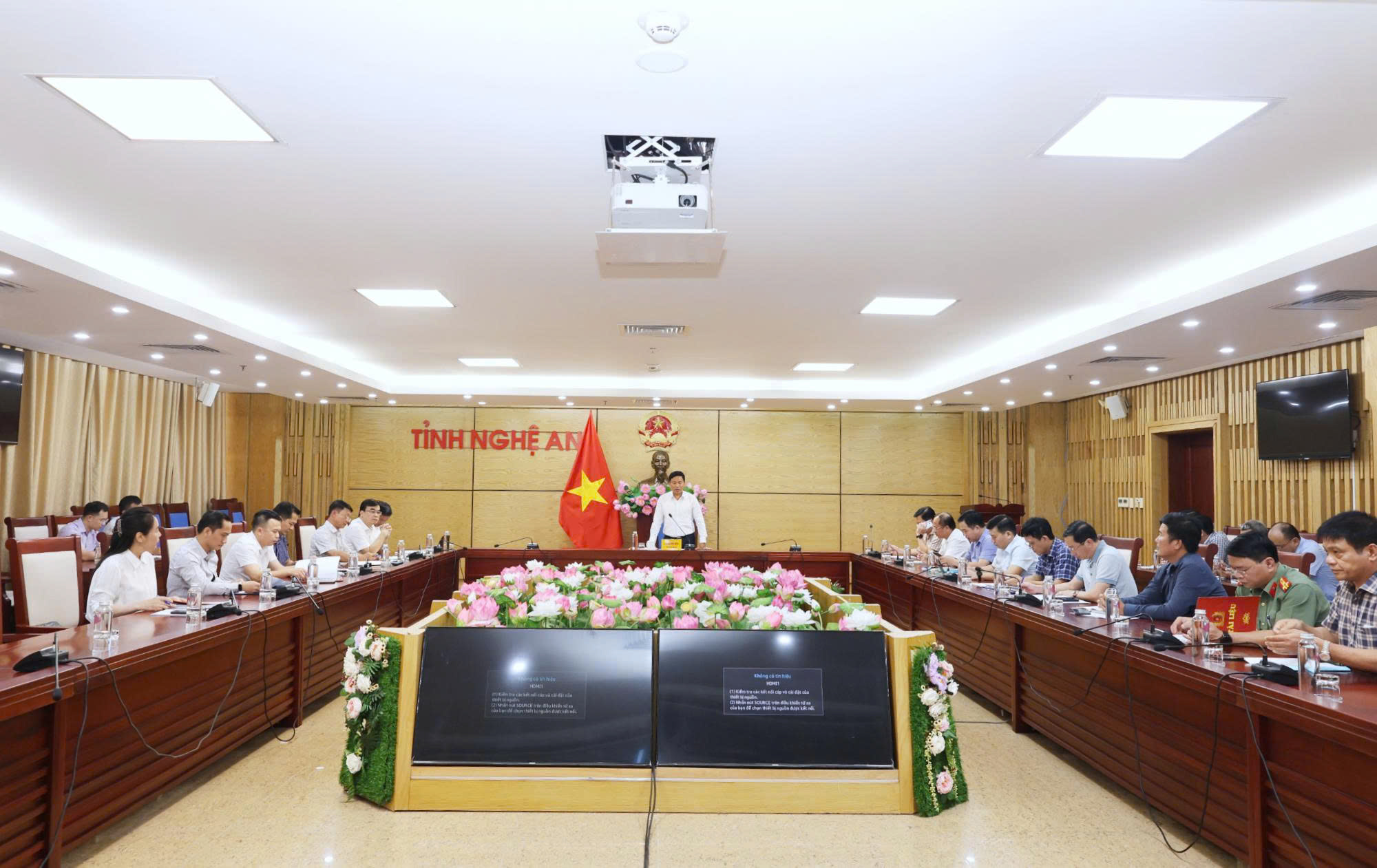 Anh-tin-bai