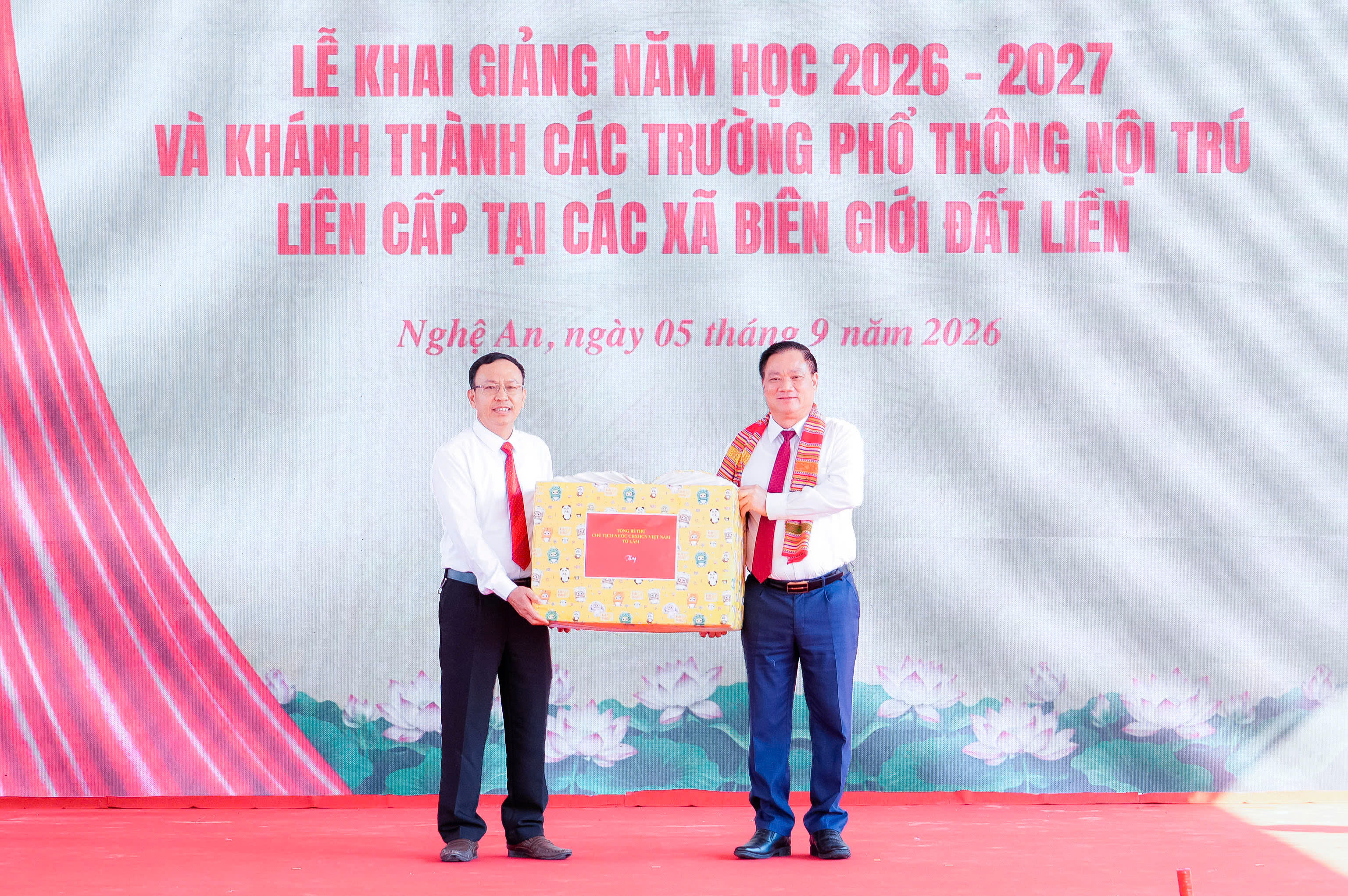 Anh-tin-bai