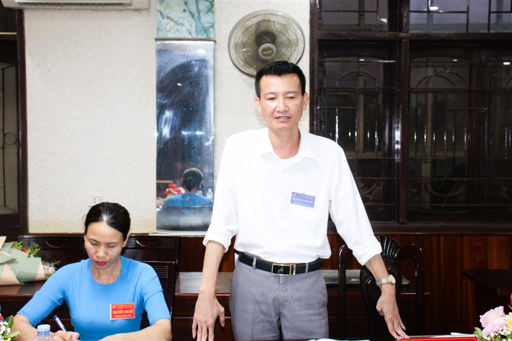 Anh-tin-bai