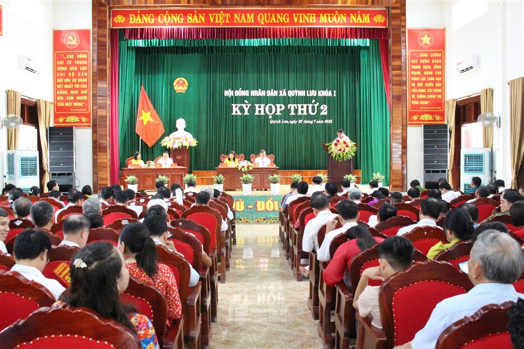 Kỳ họp thứ 2, HĐND xã Quỳnh Lưu thông qua 5 nghị quyết quan trọng