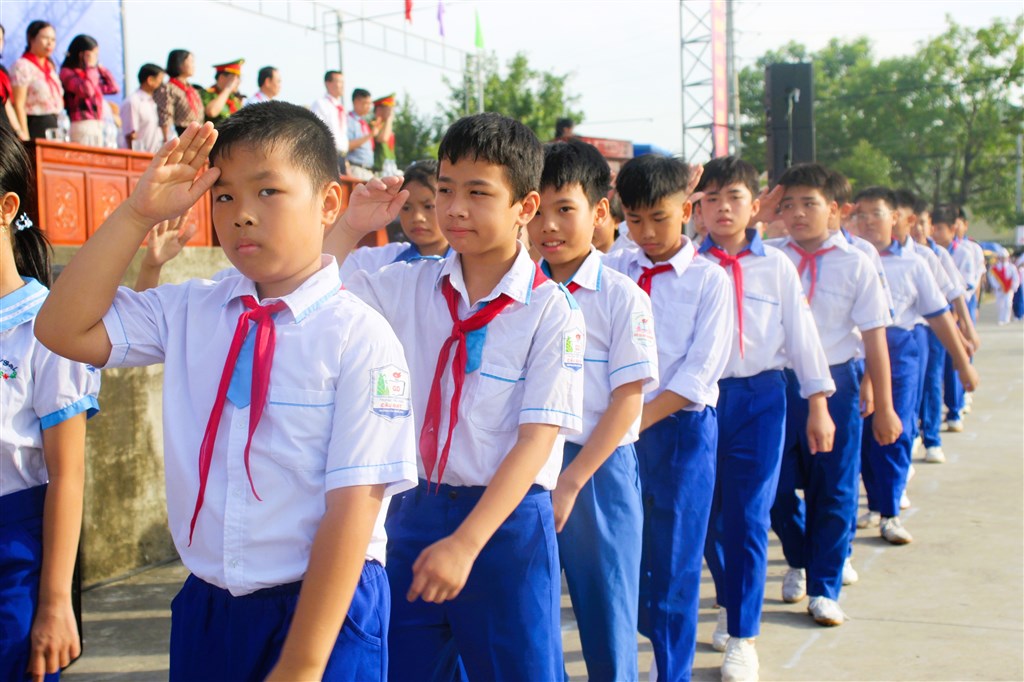 Anh-tin-bai