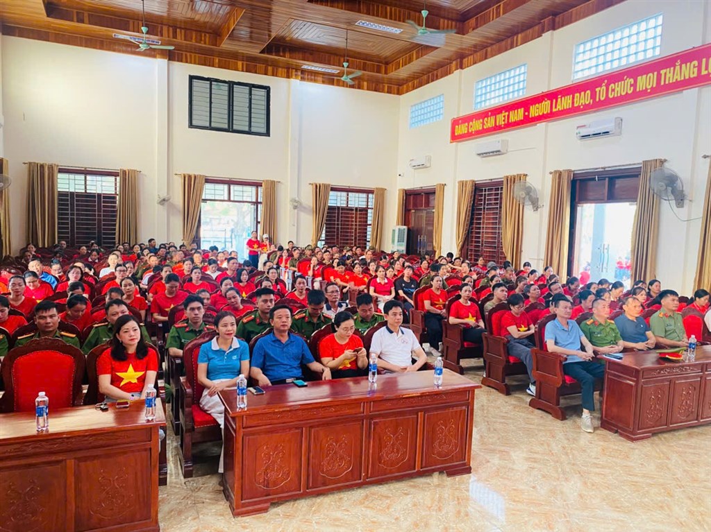 Anh-tin-bai