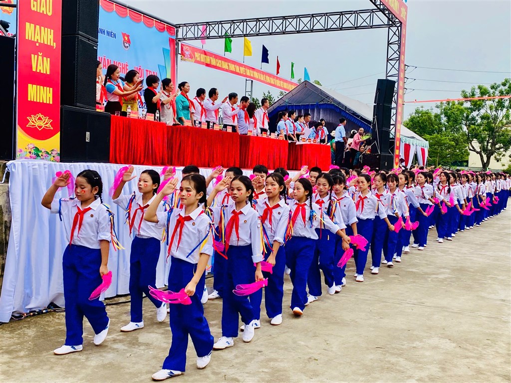 Anh-tin-bai