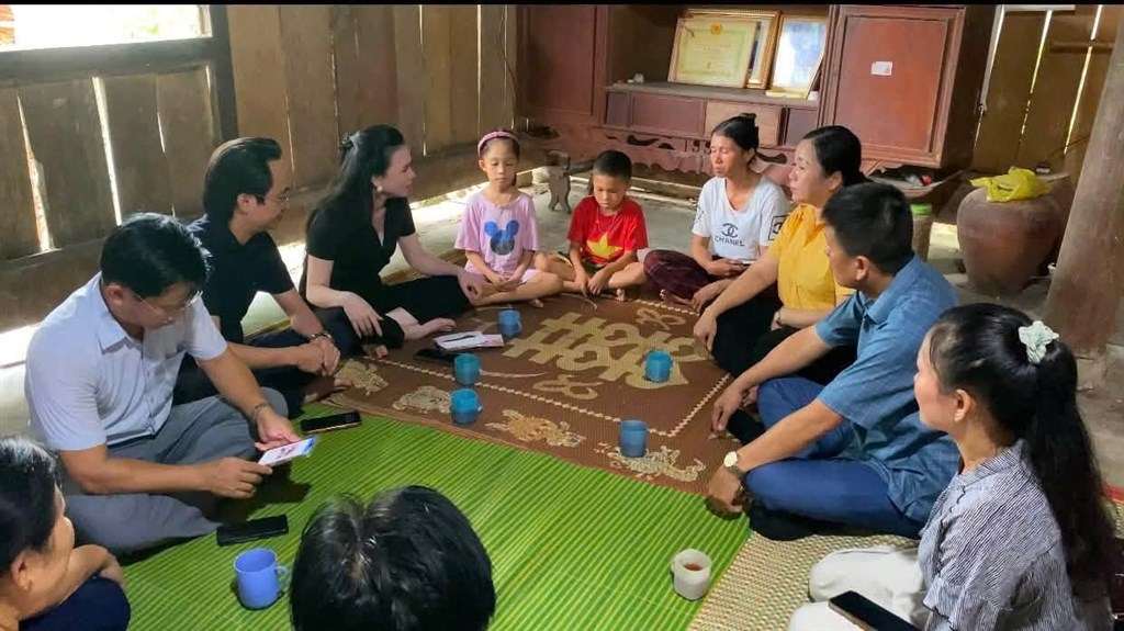 Anh-tin-bai