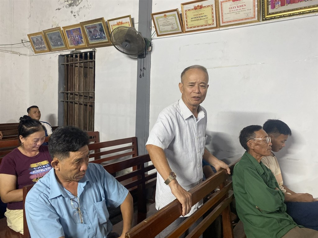 Anh-tin-bai