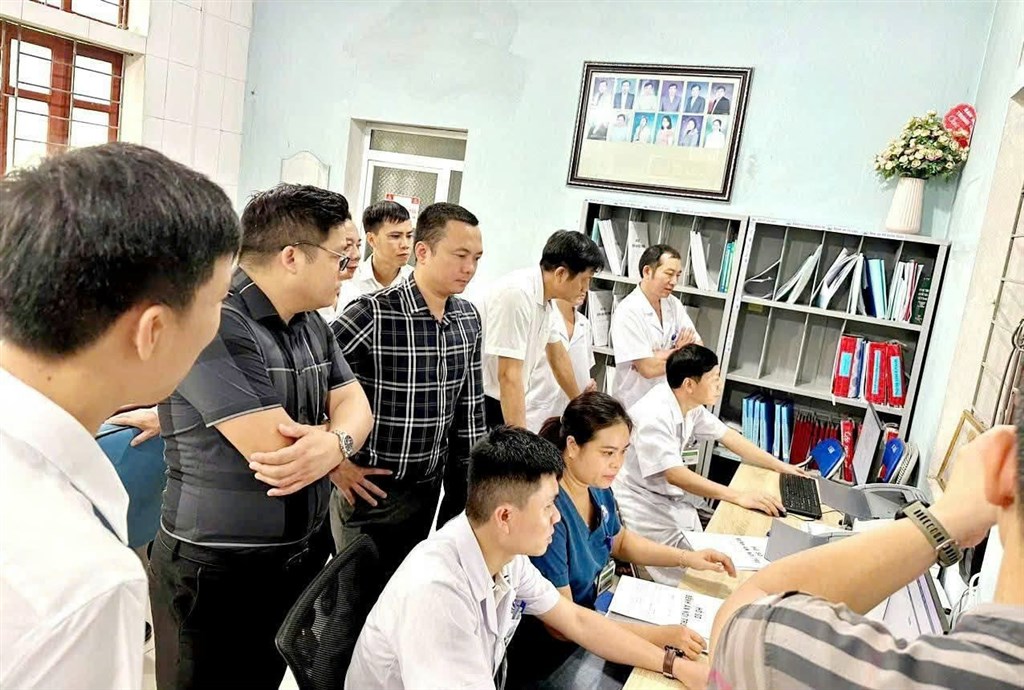 Anh-tin-bai
