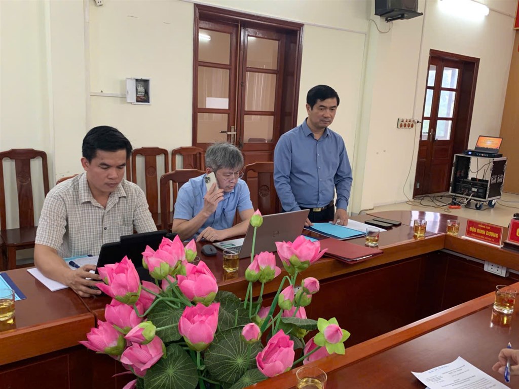 Anh-tin-bai