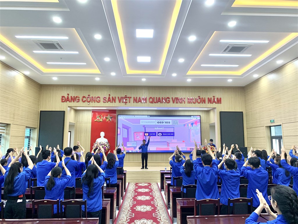Anh-tin-bai