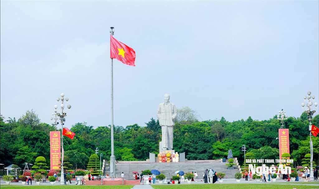 Anh-tin-bai