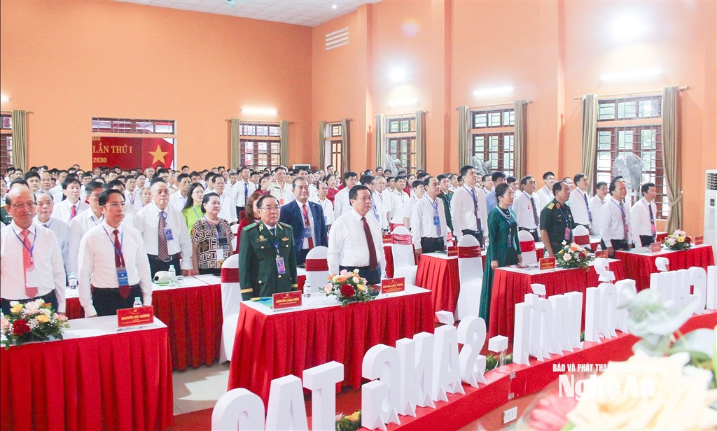 Đồng chí Nguyễn Xuân Thắng dự Đại hội Đảng bộ xã Bích Hào (Nghệ An)