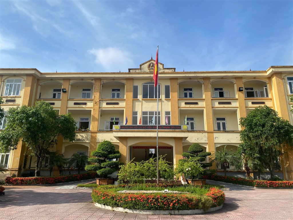 Anh-tin-bai