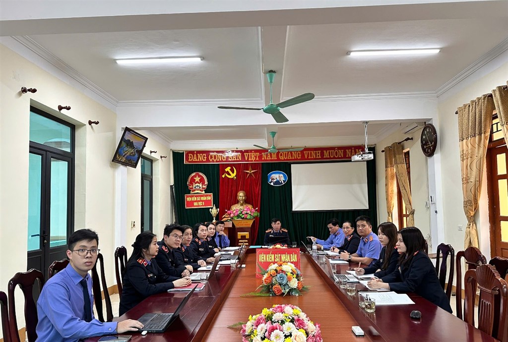 Viện kiểm sát nhân dân khu vực 9 - Nghệ An tổ chức sinh hoạt chuyên đề: Chia sẻ kinh nghiệm ứng dụng công cụ AI NotebookLM phục vụ công tác kiểm sát giải quyết nguồn tin về tội phạm