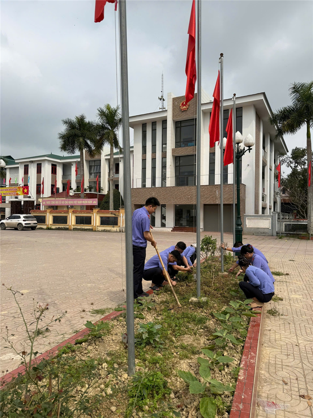Anh-tin-bai