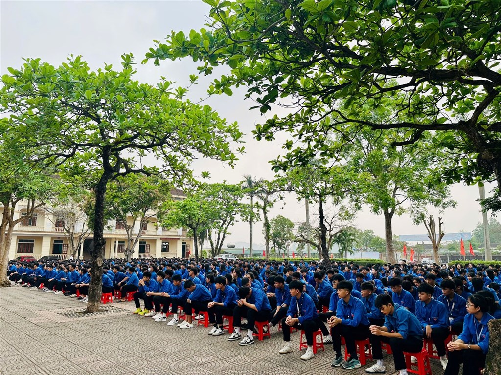 Anh-tin-bai