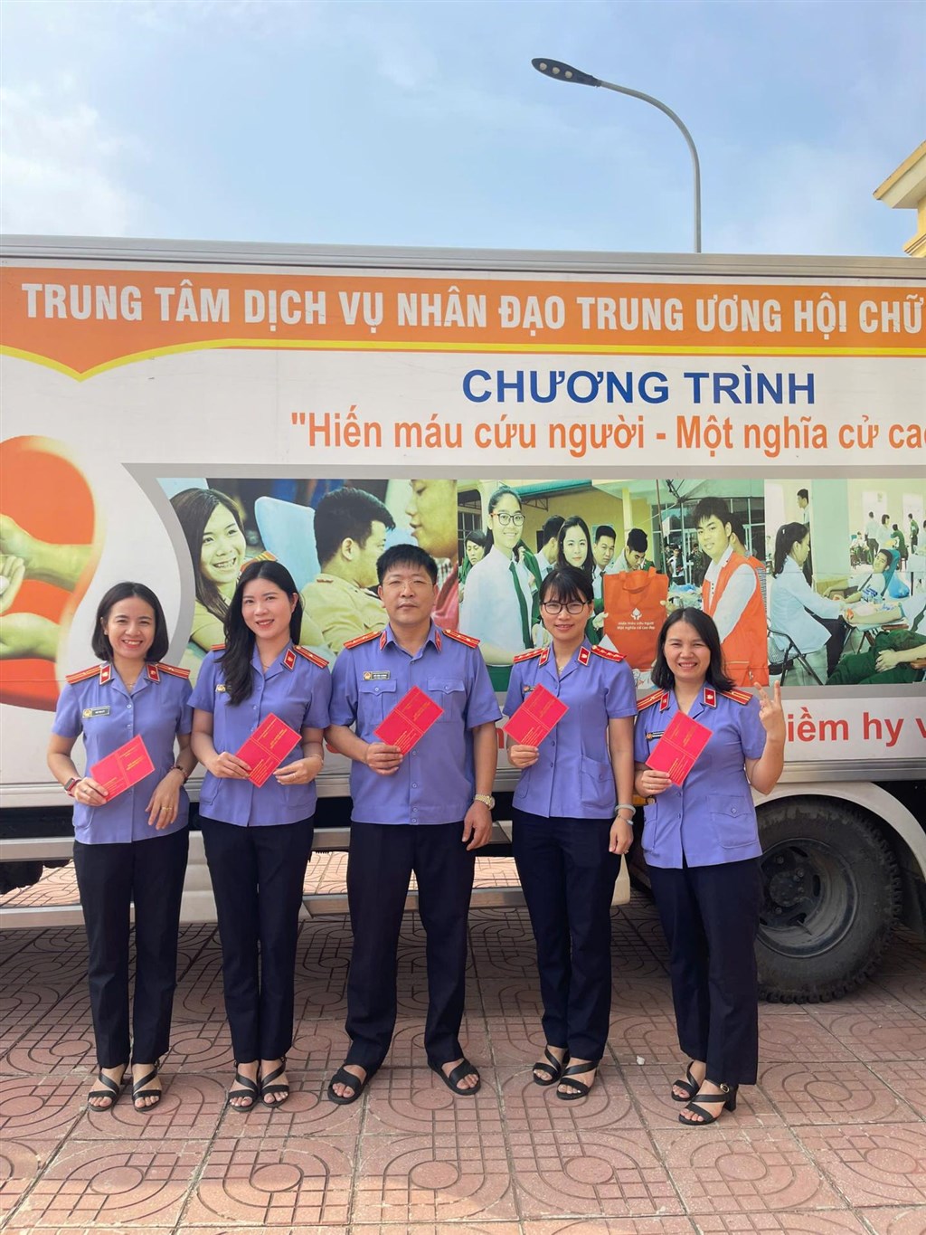 Cán bộ VKSND khu vực 4 - Nghệ An tích cực hưởng ứng Ngày hội Hiến máu tình nguyện năm 2026, lan tỏa nghĩa cử cao đẹp