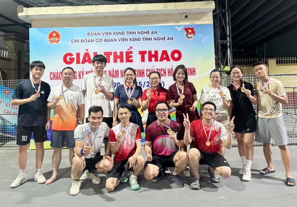 Chi đoàn cơ quan Viện kiểm sát nhân dân tỉnh Nghệ An tổ chức giải thể thao Pickleball chào mừng kỷ niệm 136 năm ngày sinh chủ tịch Hồ Chí Minh (19/5/1890 – 19/5/2026)