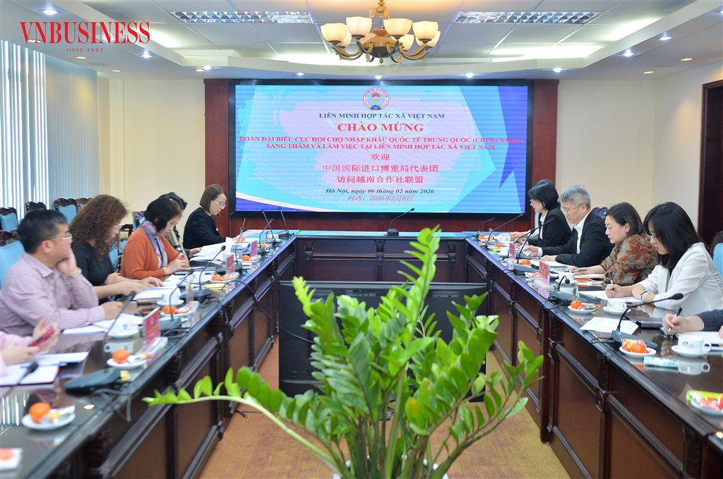 Toàn cảnh buổi làm việc.