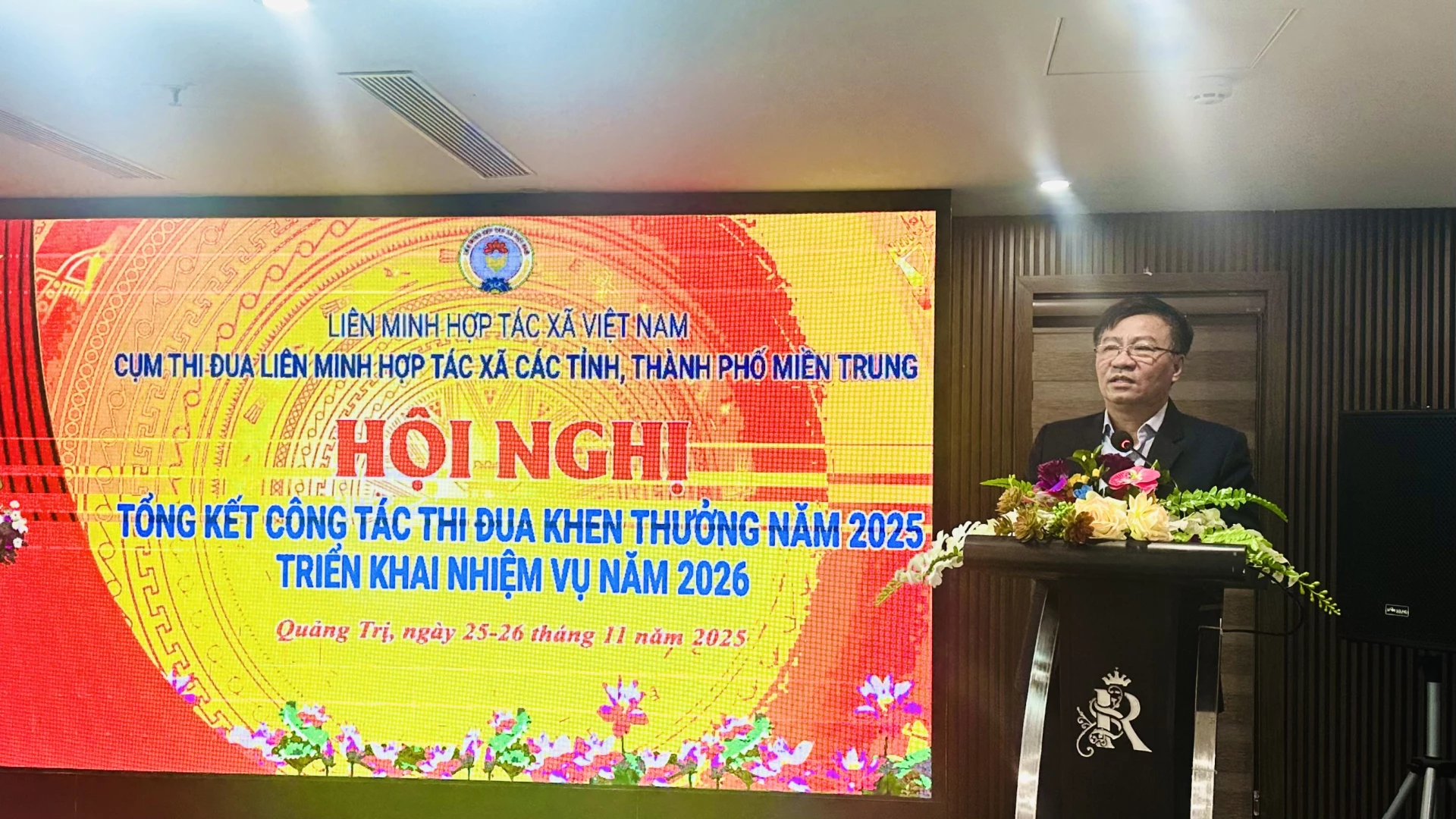Đồng chí Đào Mạnh Hùng, Uỷ viên Ban Thường vụ Tỉnh Uỷ, Phó Chủ tịch Thường trực Uỷ ban MTTQVN tỉnh Quảng Trị phát biểu chỉ đạo tại hội nghị. Ảnh: B.N