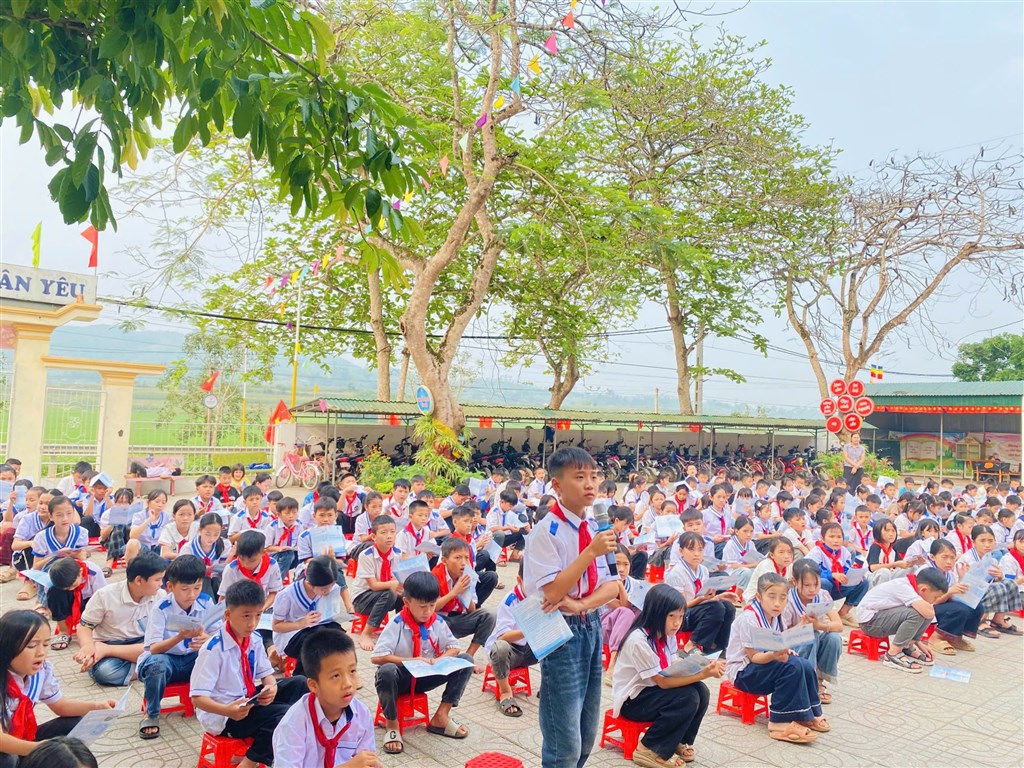 Anh-tin-bai