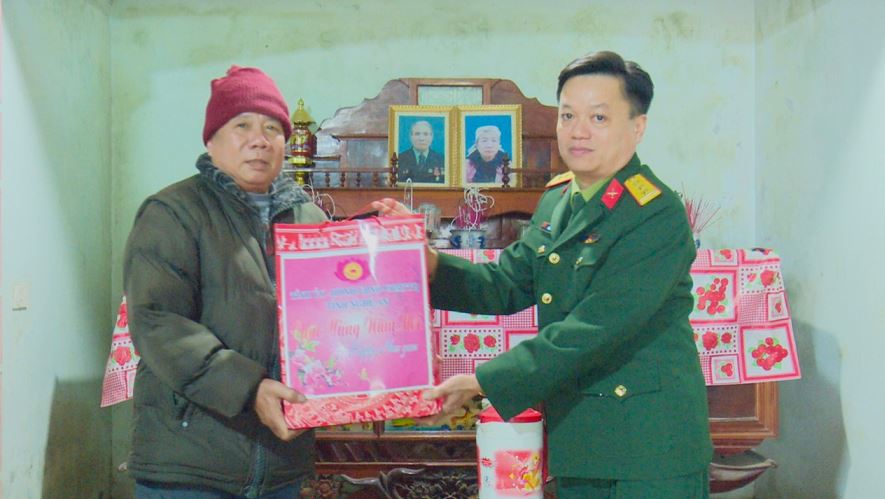 Anh-tin-bai