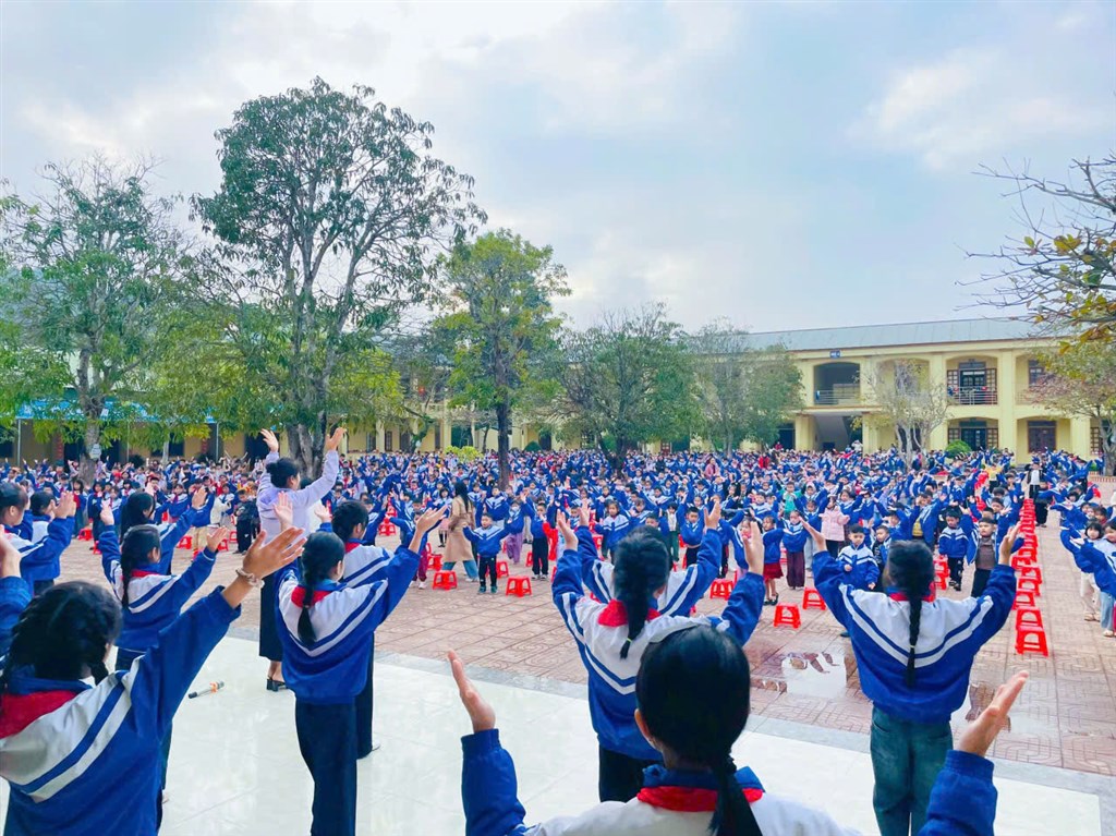 Anh-tin-bai