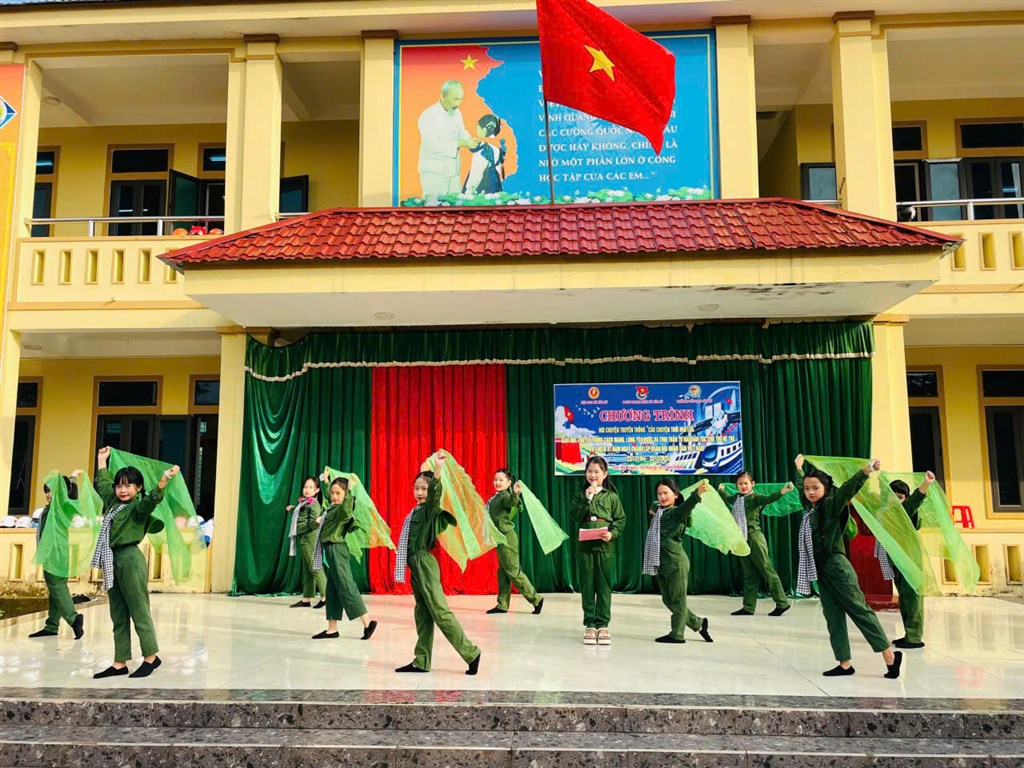Anh-tin-bai
