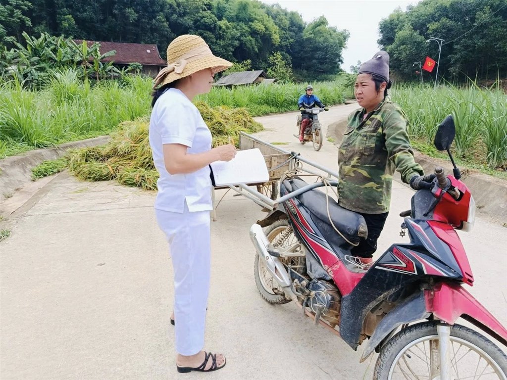 Anh-tin-bai