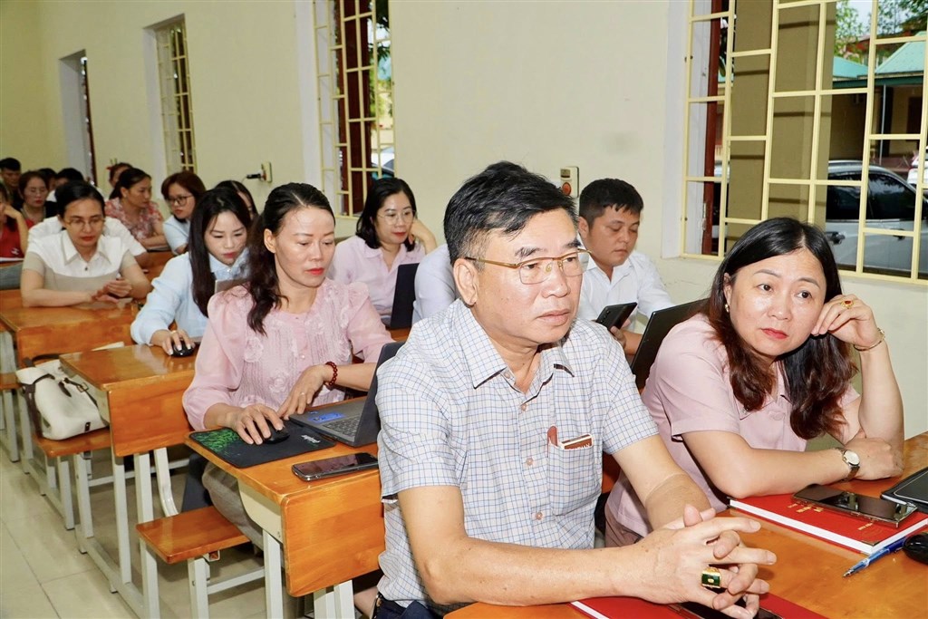 Anh-tin-bai