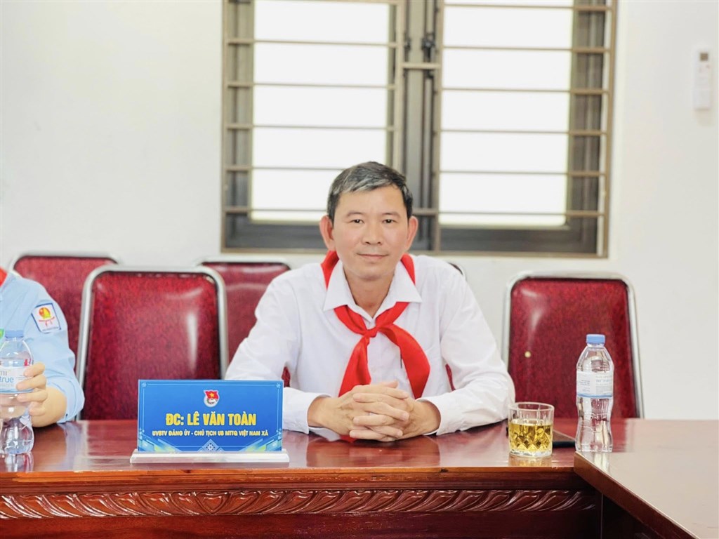 Anh-tin-bai