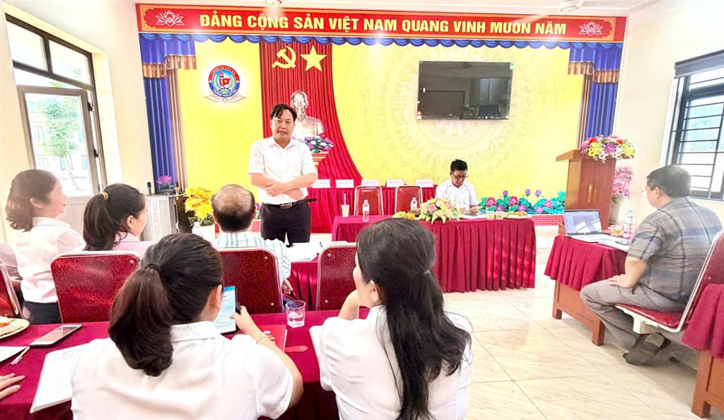 Anh-tin-bai