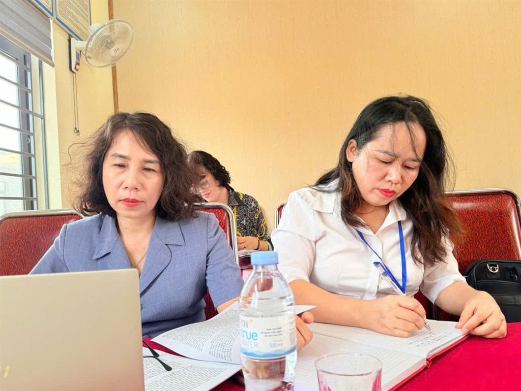 Anh-tin-bai