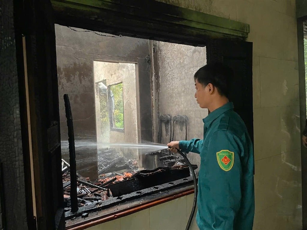 Anh-tin-bai