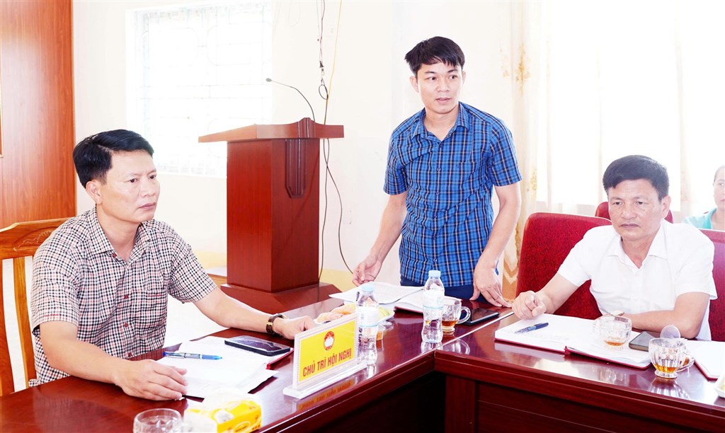 Anh-tin-bai