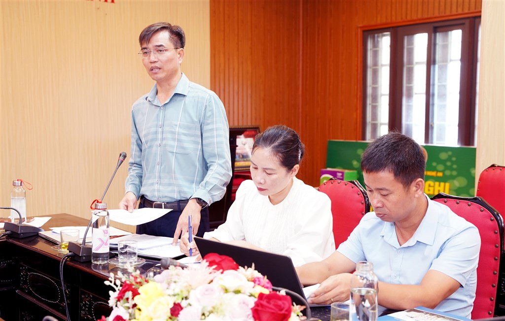 Anh-tin-bai
