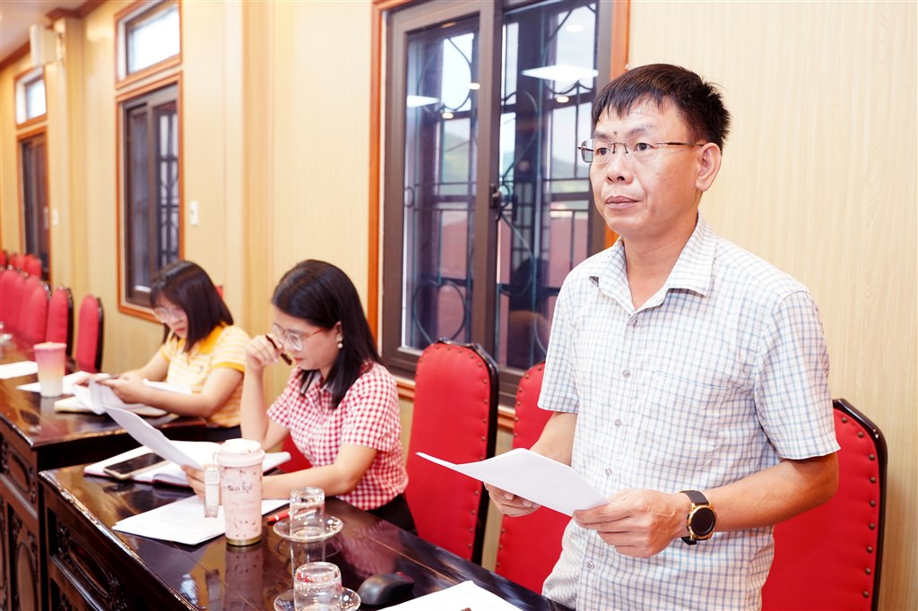 Anh-tin-bai