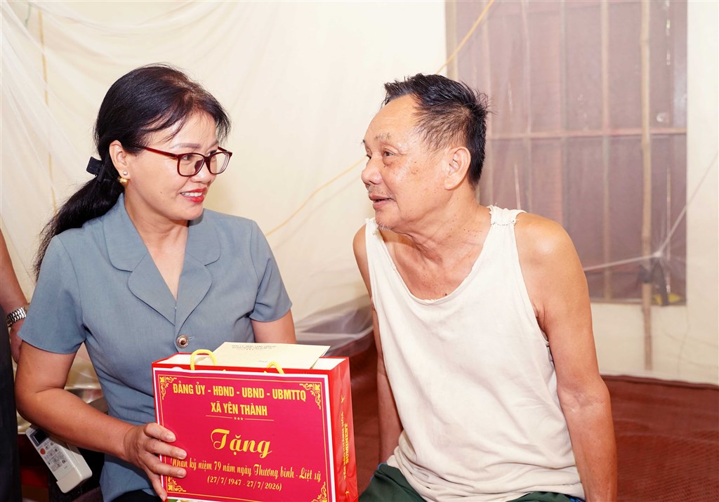 Anh-tin-bai