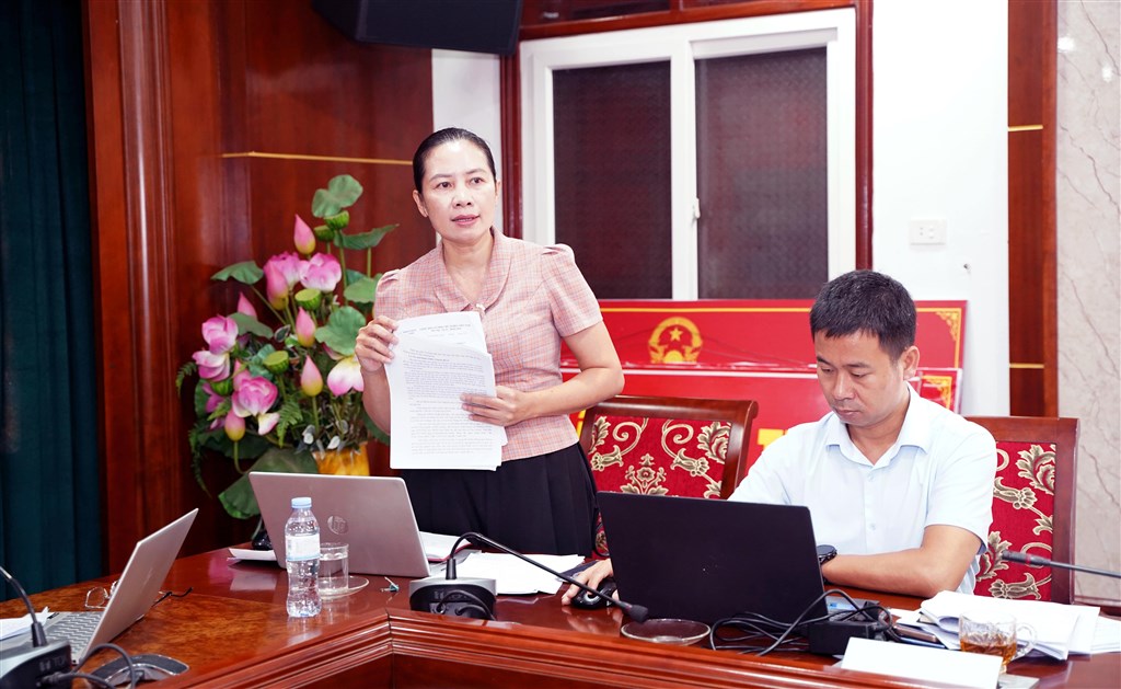 Anh-tin-bai